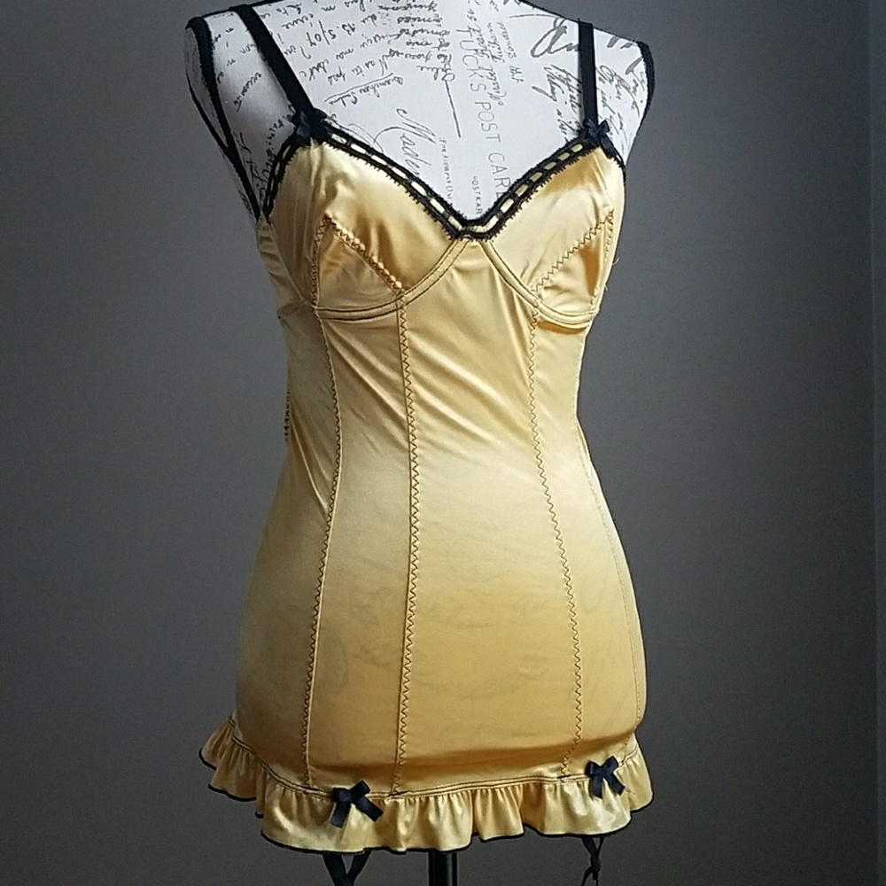 Chemise